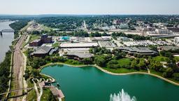 Hoteles cerca a Omaha Brand Expo