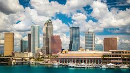 Hoteles cerca a Kenny Chesney: Chillaxification Tour