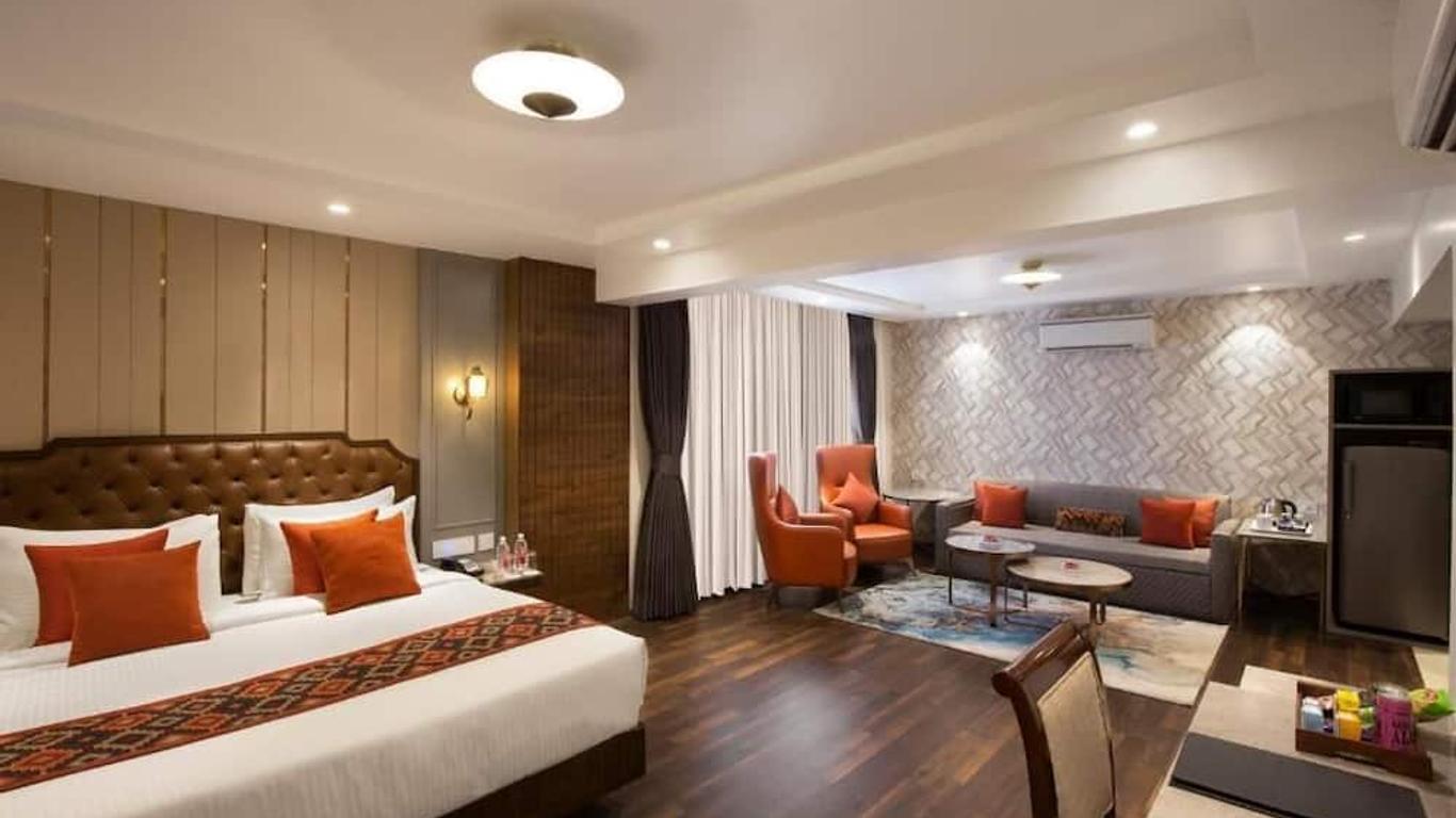 Hotel Suba Palace