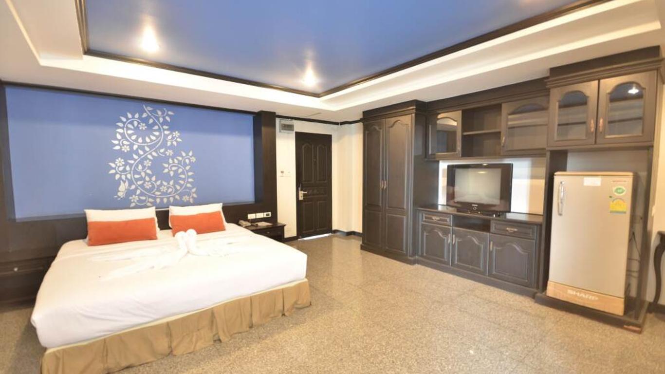 The Heritage Sathorn Suite Hotel