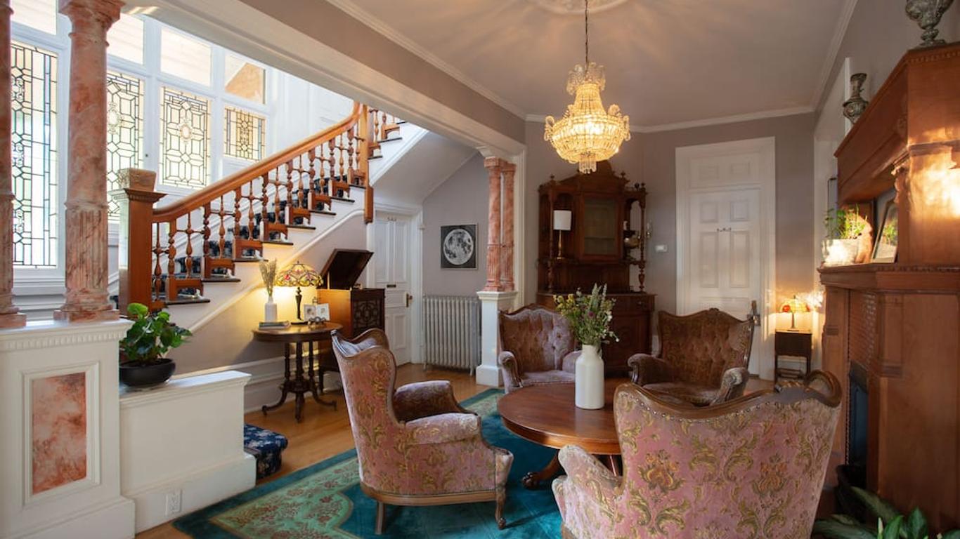Ellerbeck Mansion Bed & Breakfast
