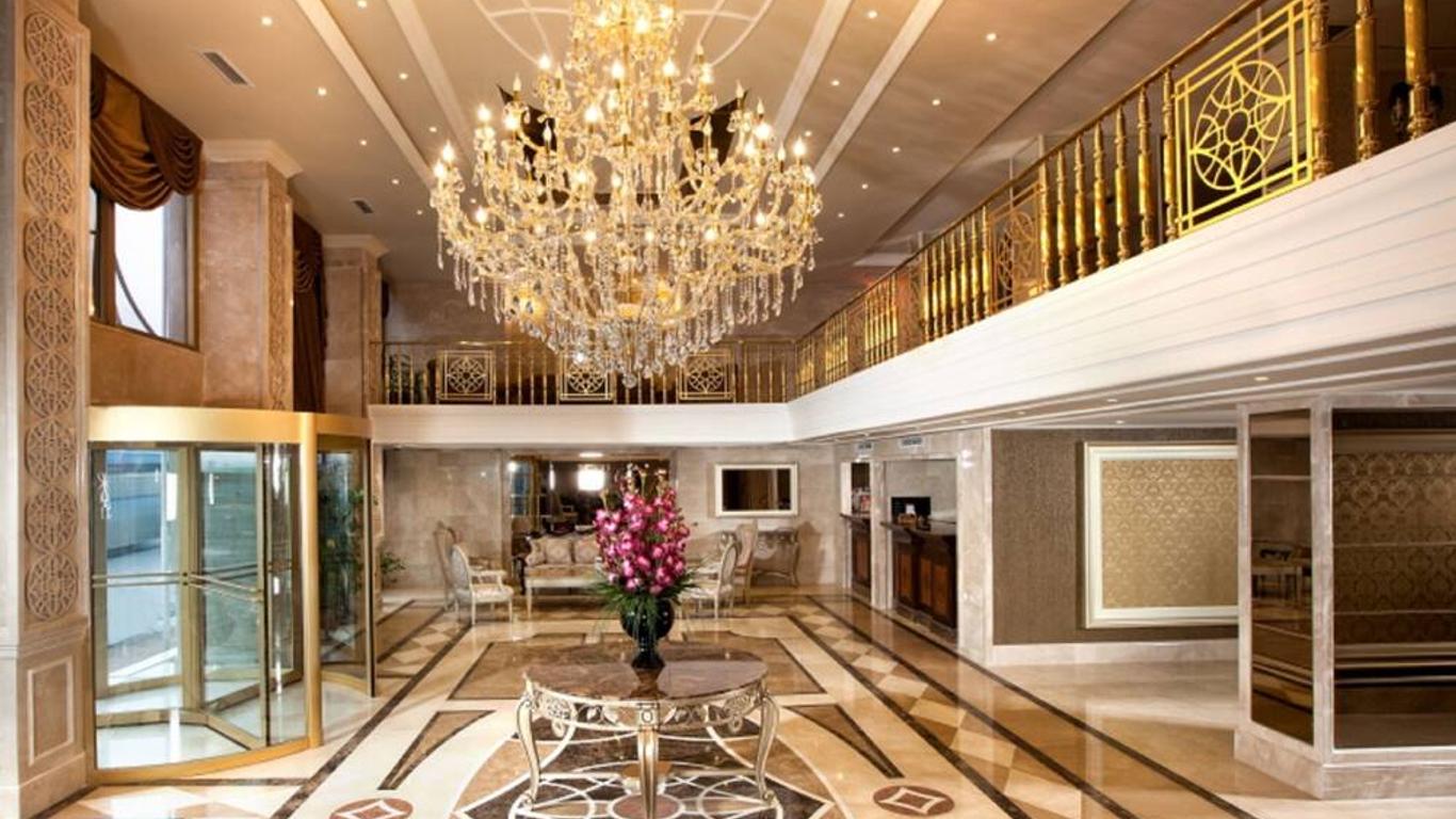 Grand Halic Goldenhorn