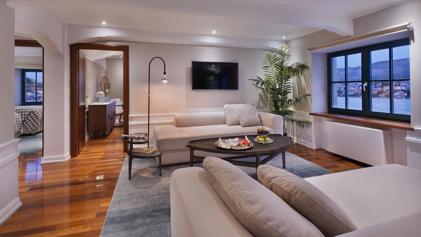 Hotel Brown Beach House & Spa