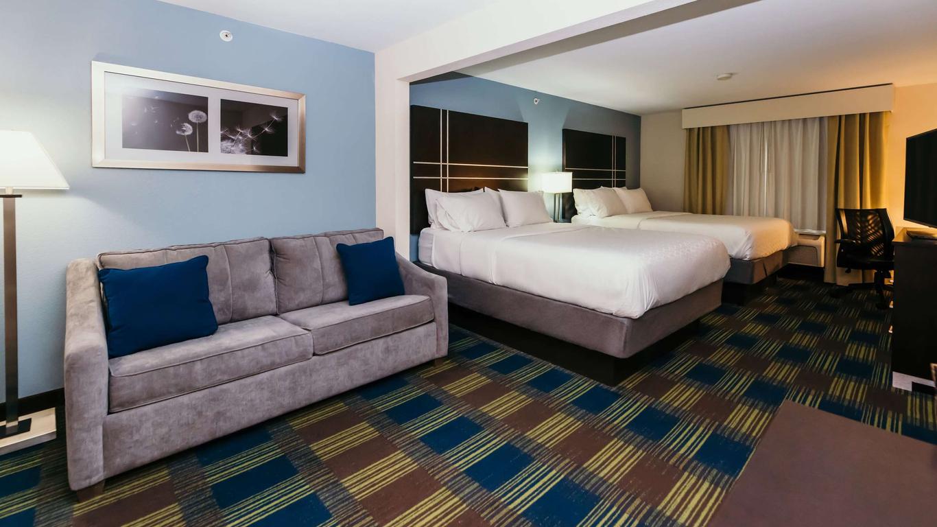 La Quinta Inn & Suites By Wyndham Ankeny Ia / Des Moines Ia