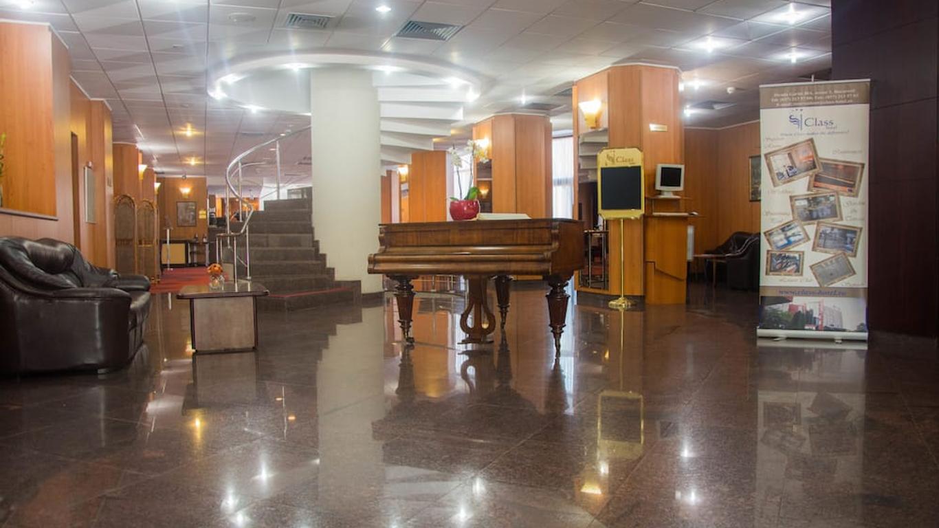 Class Hotel