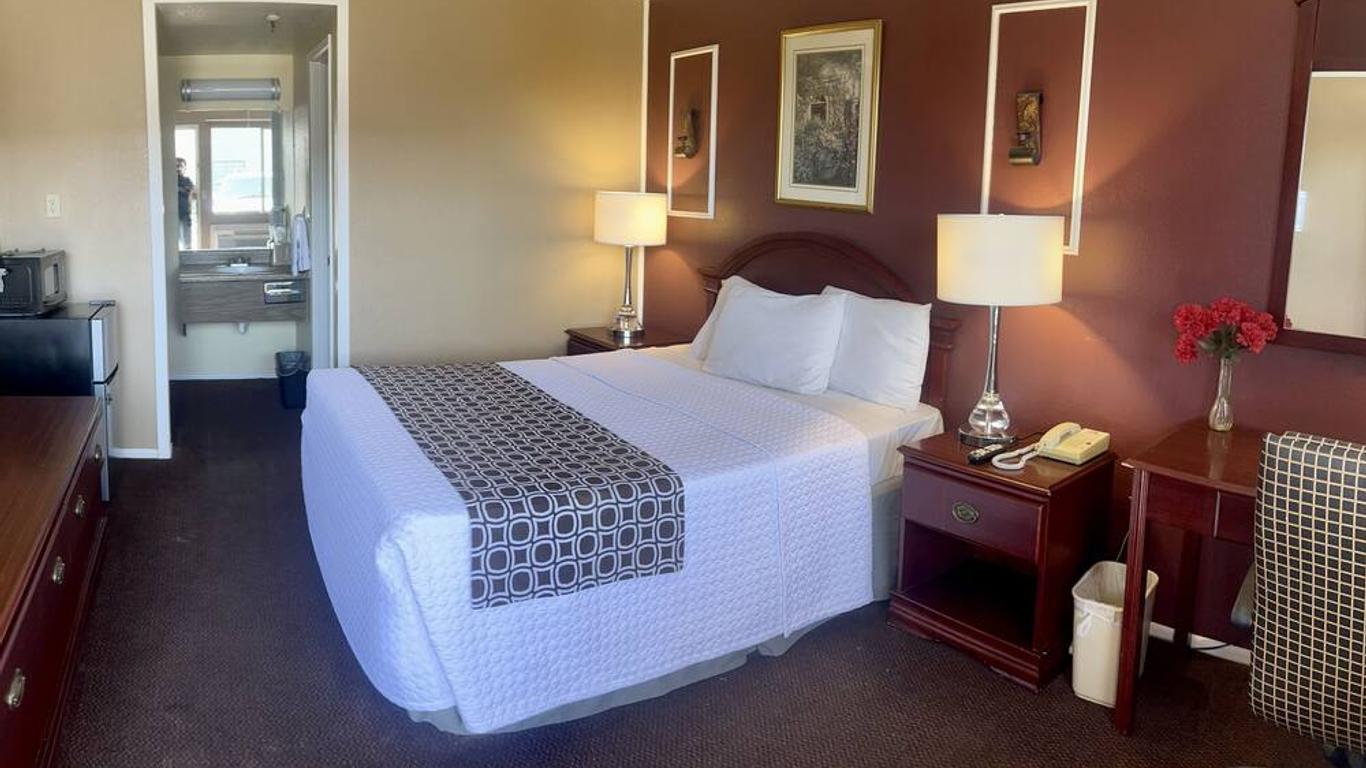 Park Avenue Inn And Suites