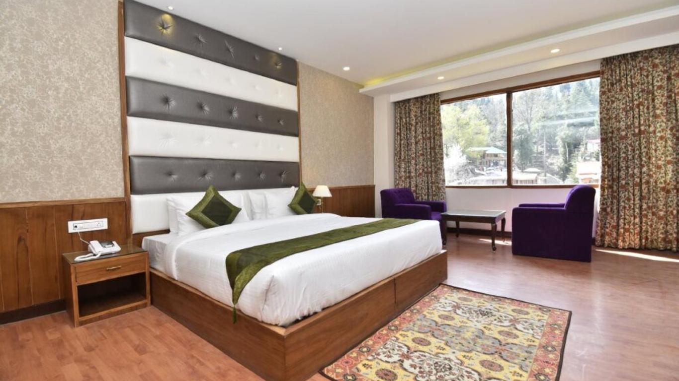 Hotel Snowcrests Manor