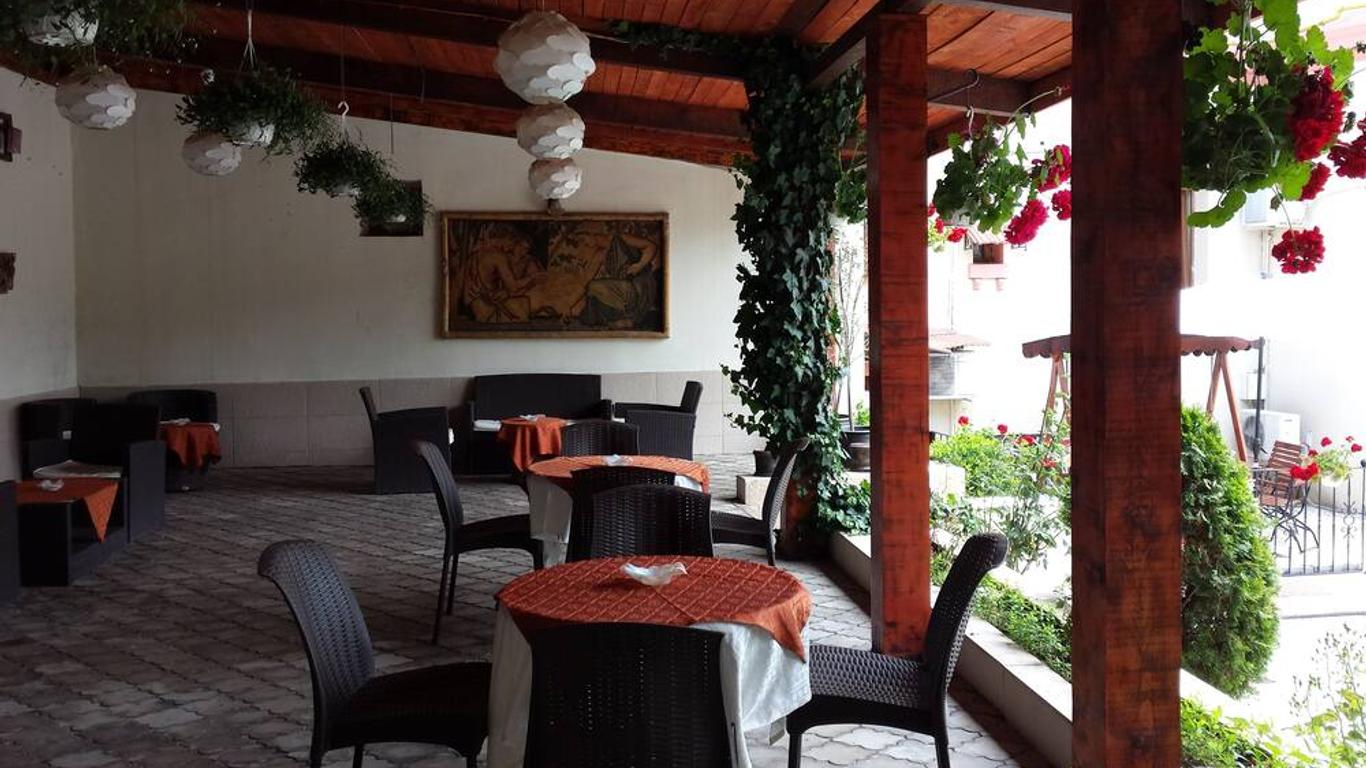 Hotel Voila