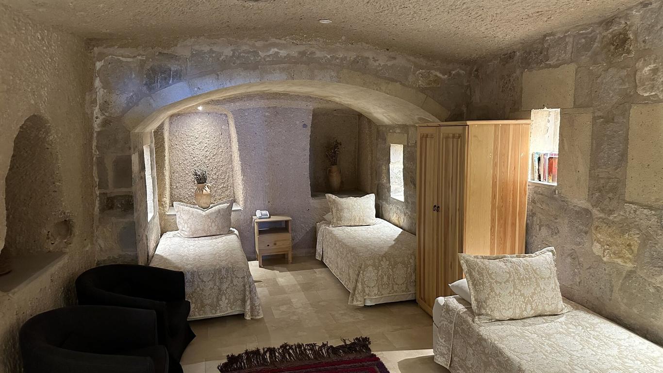 Kistar Cave Hotel