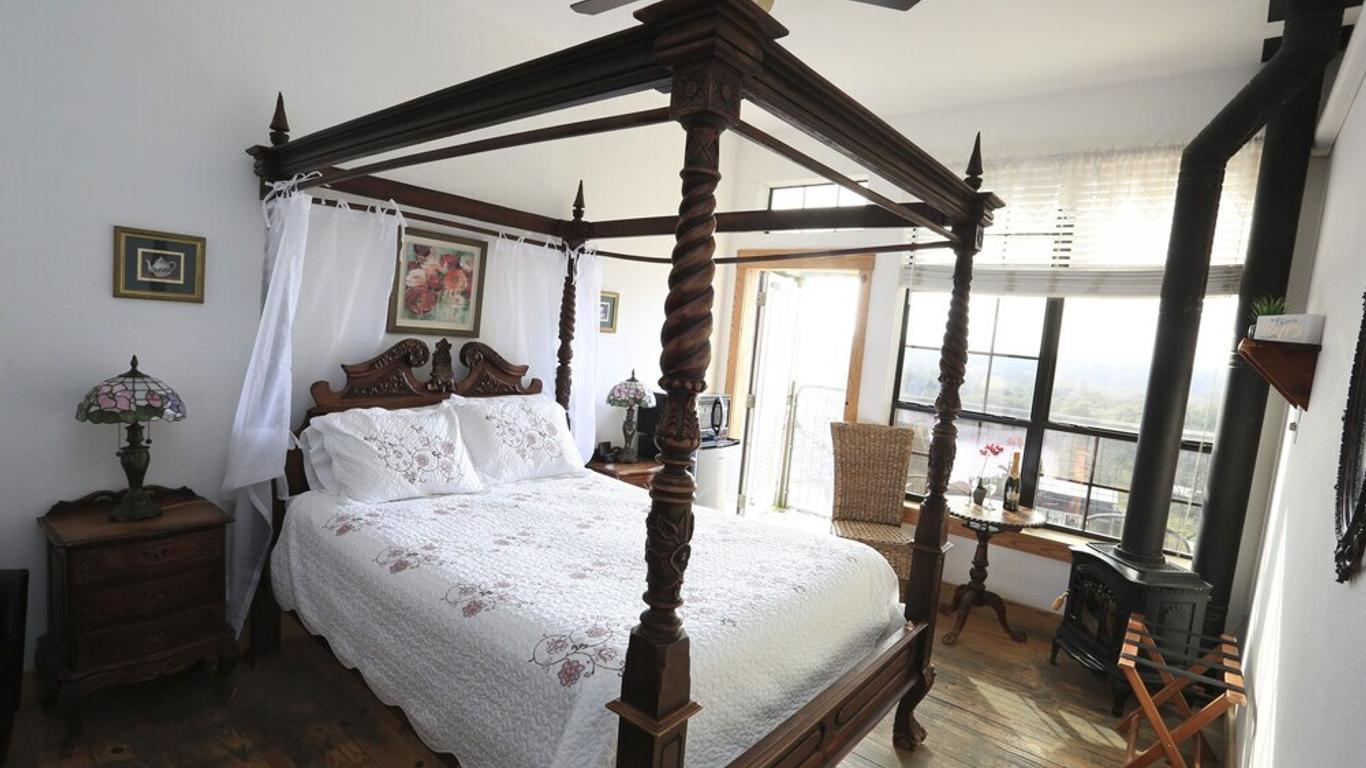 Gruene River Inn