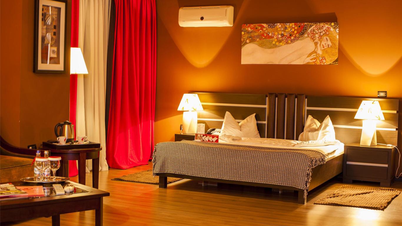 Phoenicia Express Hotel