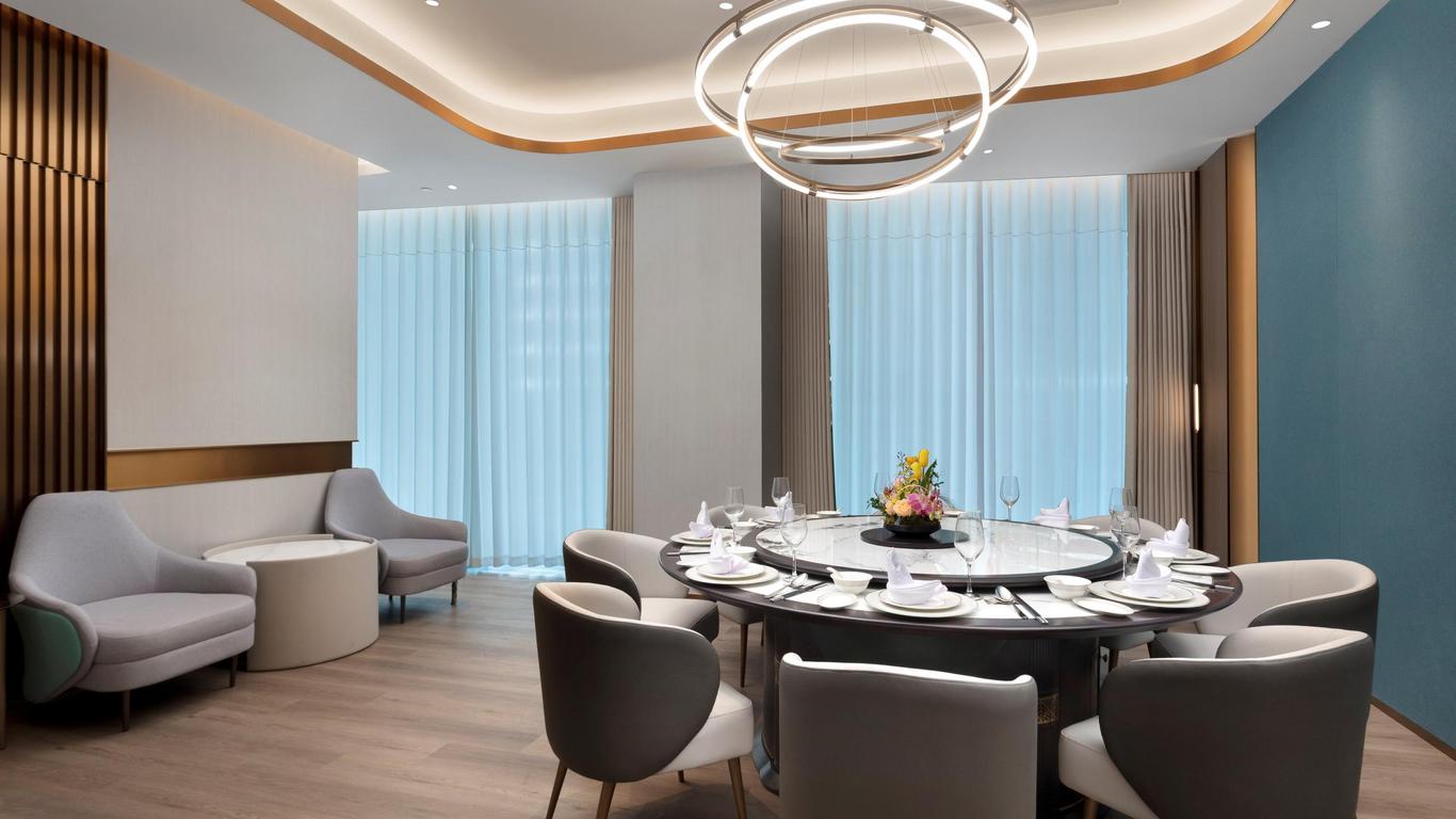 Holiday Inn Shanghai Jing'an
