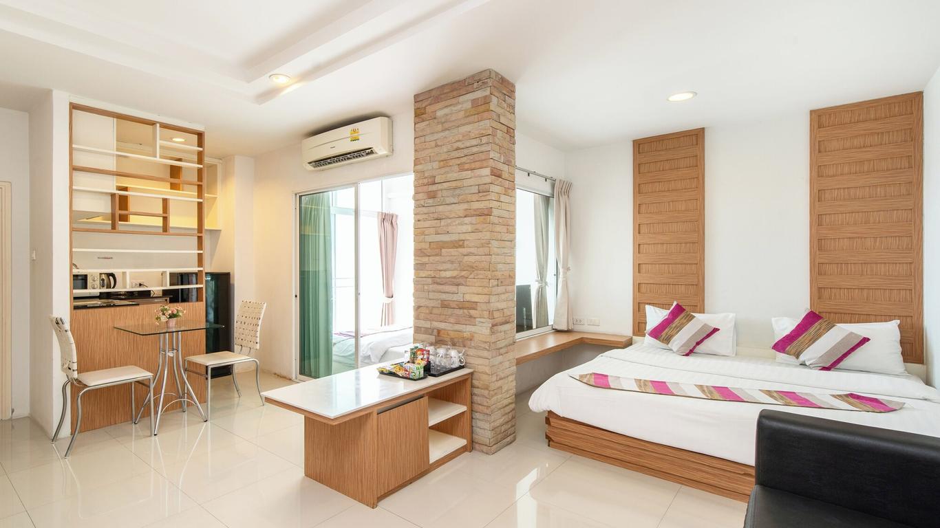 Riski Residence Ngamwongwan
