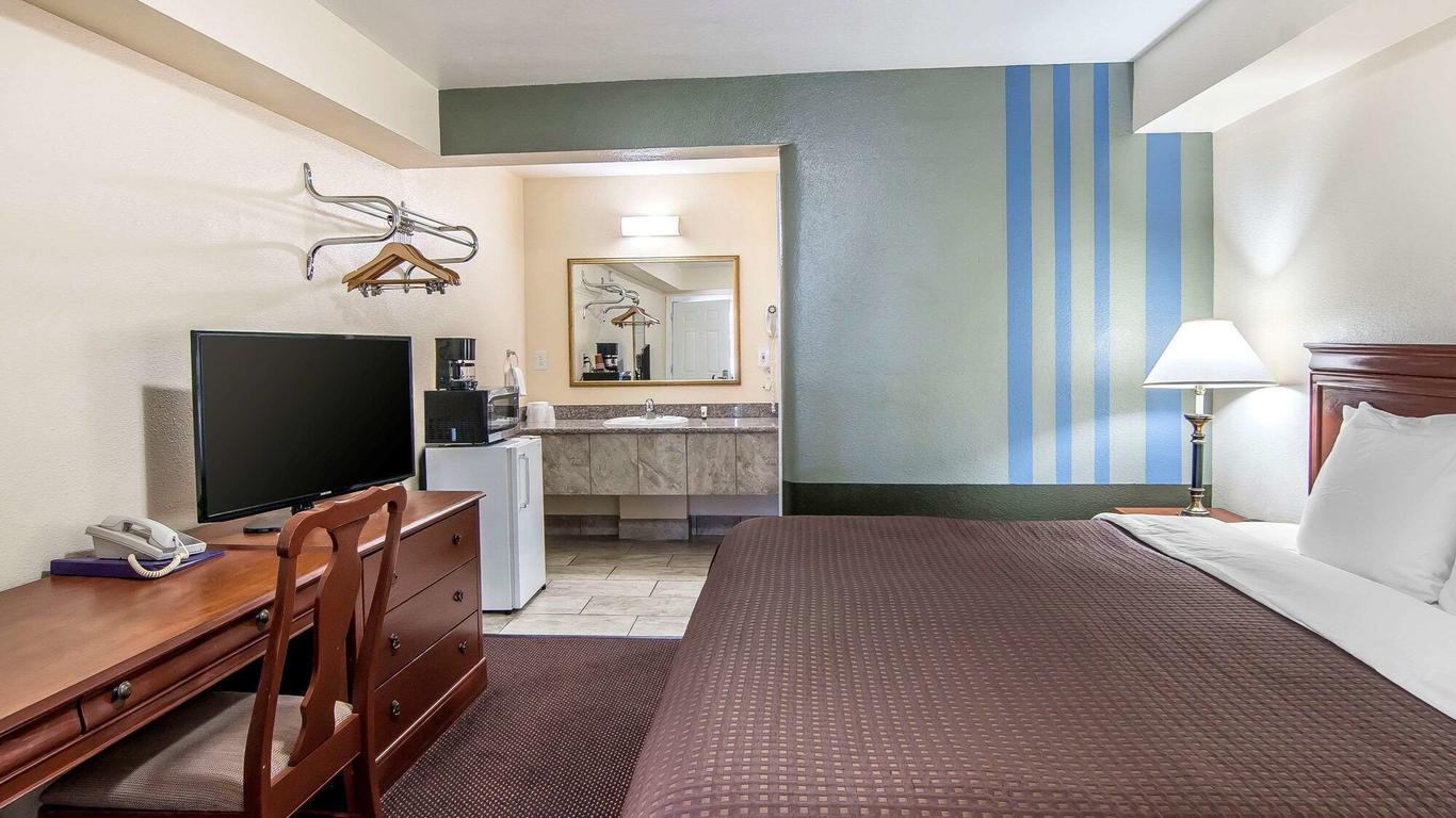 Rodeway Inn Medford South I-5