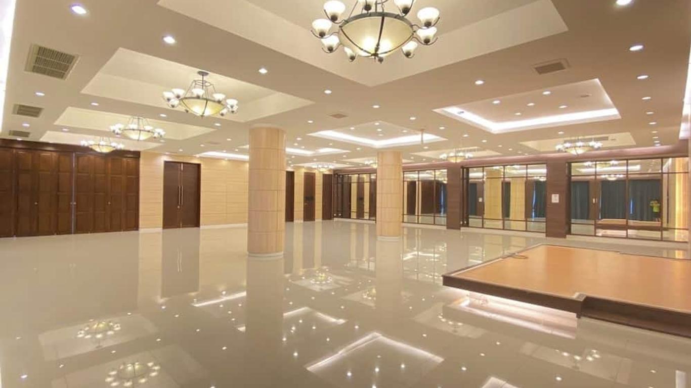 Laemchabang City Hotel
