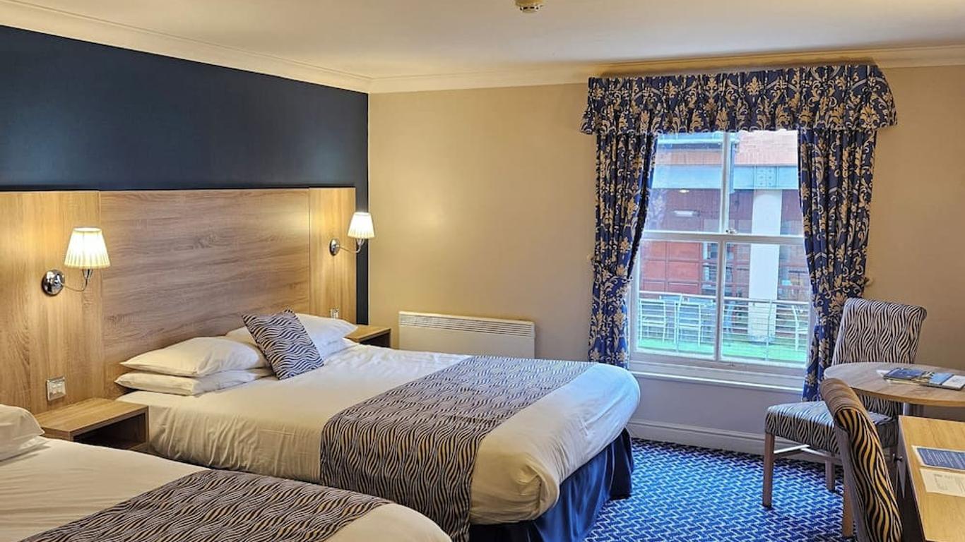 The Queens Hotel