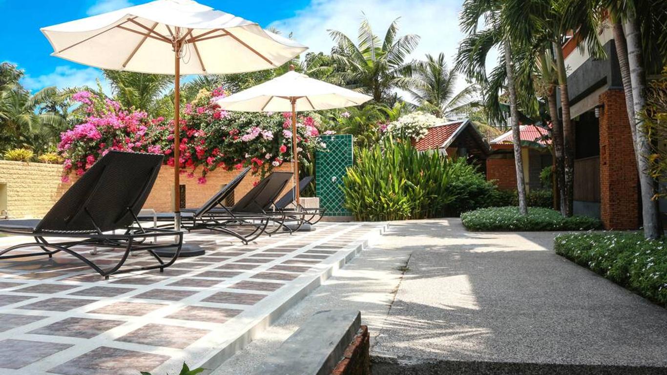 Royal Lee Resort & Spa