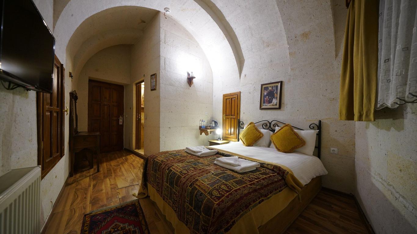Arch Palace Hotel