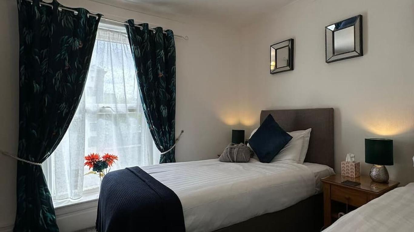 Abbey House B & B