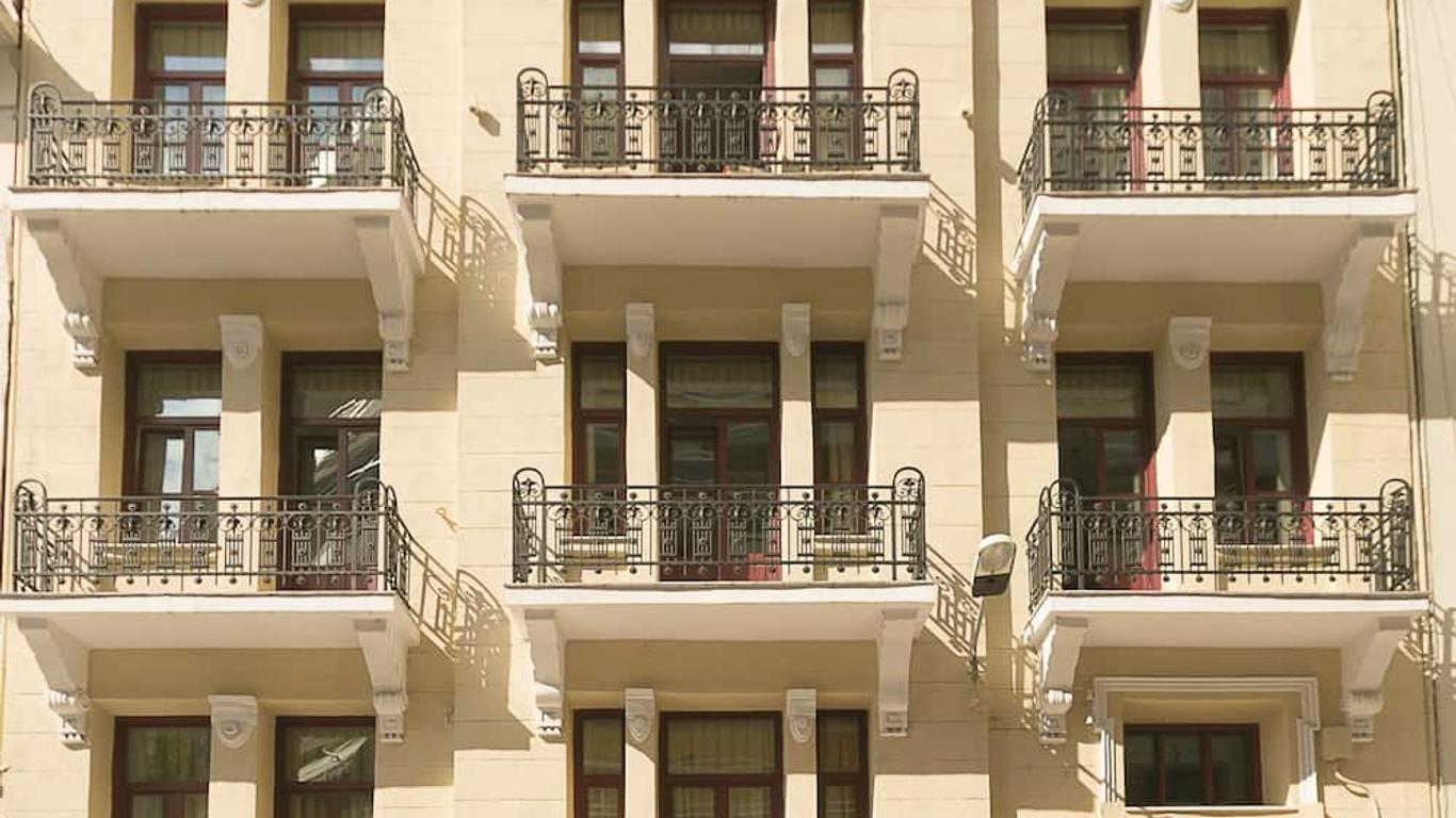 Gatto Perso Luxury Studio Apartments