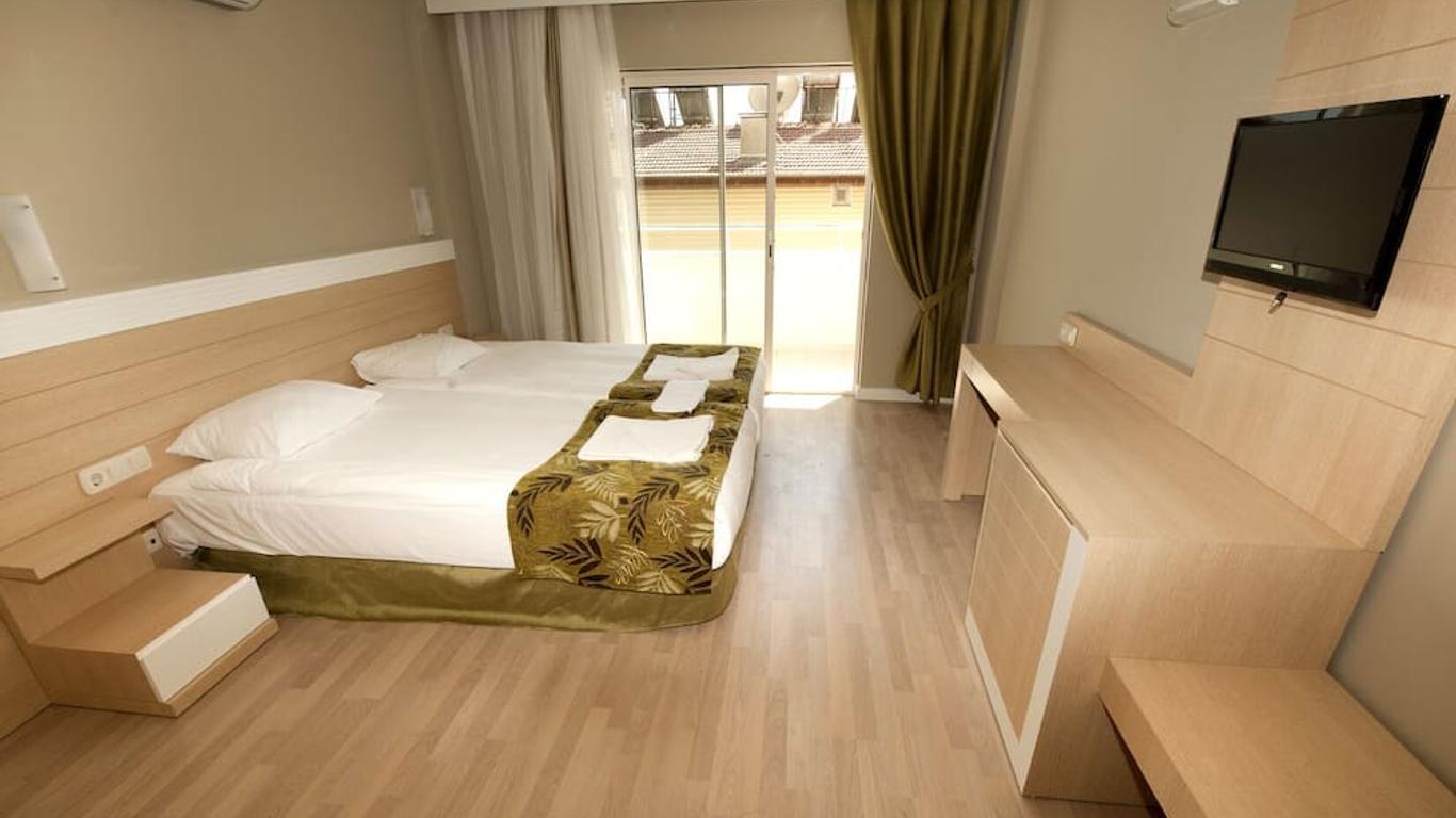 Seaden Sweet Park Hotel