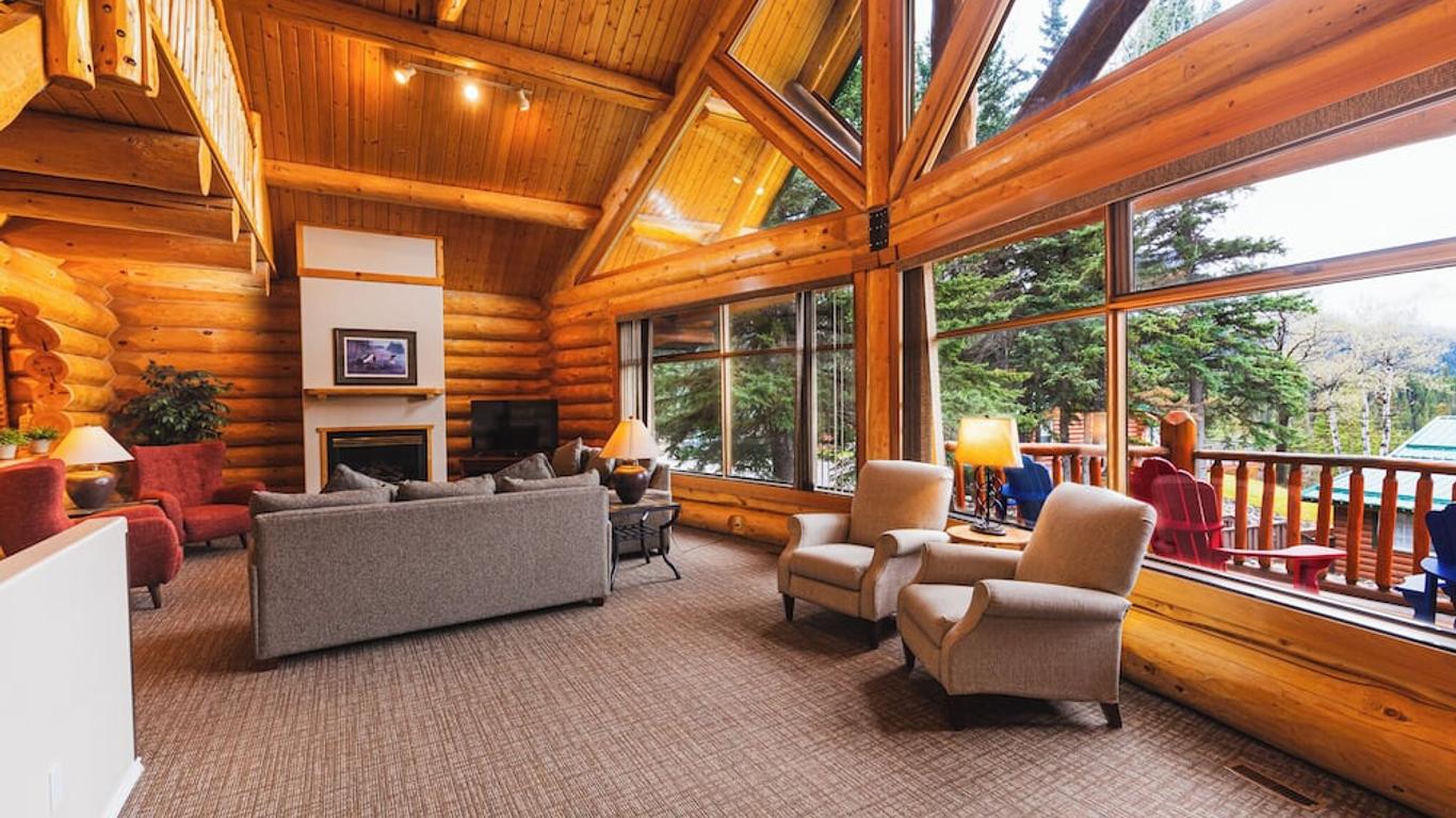 Overlander Mountain Lodge