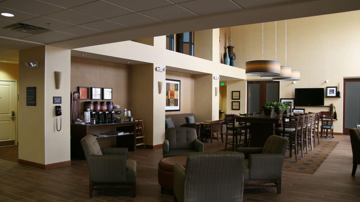 Hampton Inn & Suites Pueblo/North