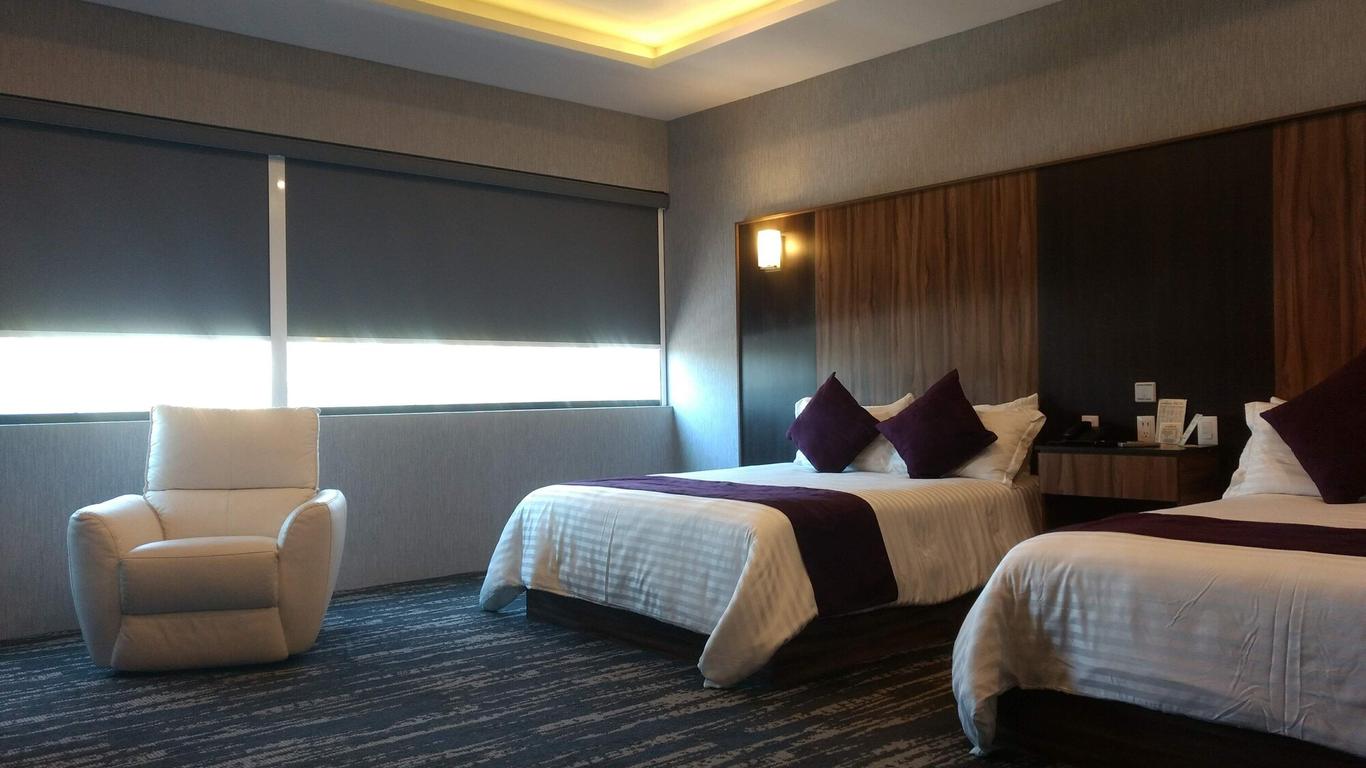 Wyndham Garden Aguascalientes Hotel and Casino