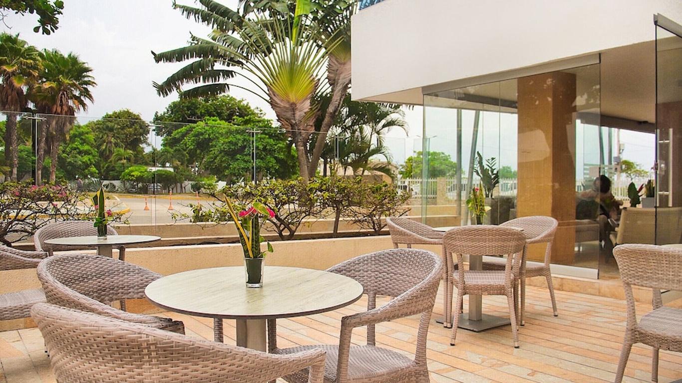Hotel Oceania Cartagena