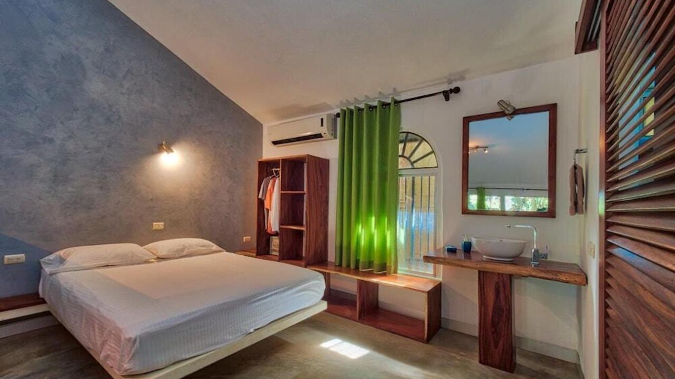Hotel Nahua Tamarindo