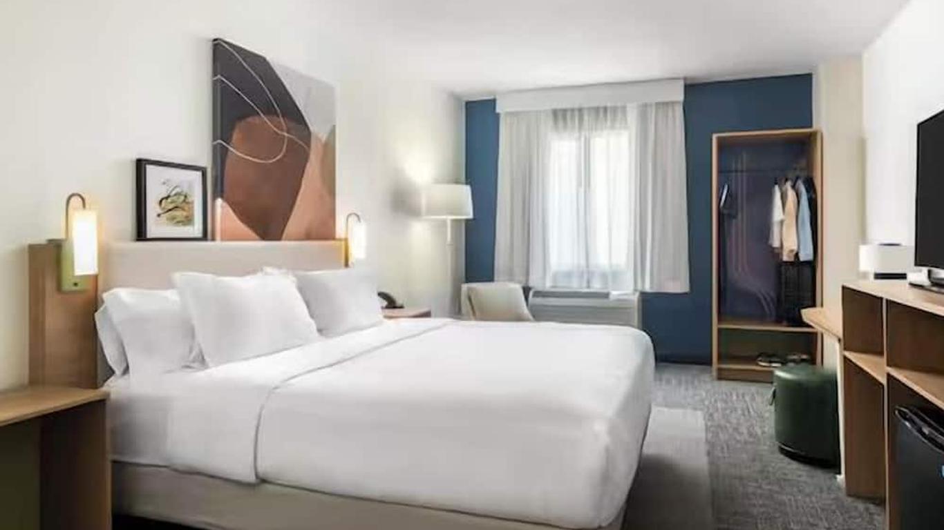 Spark by Hilton Guelph