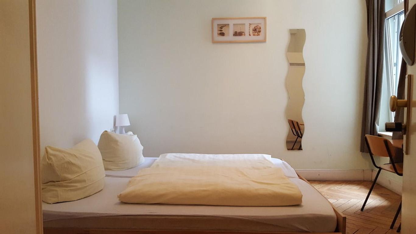 Buch-Ein-Bett Hostel