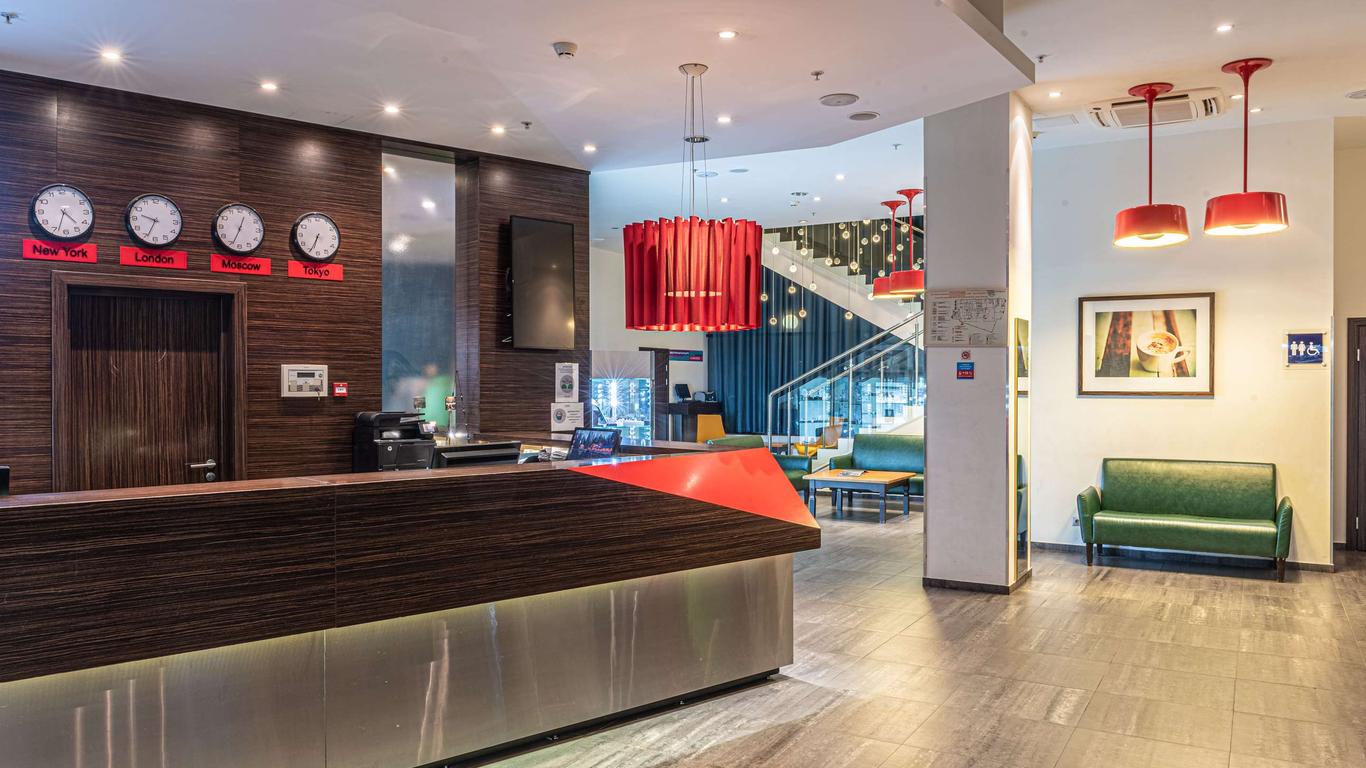 Cosmos Yaroslav Hotel