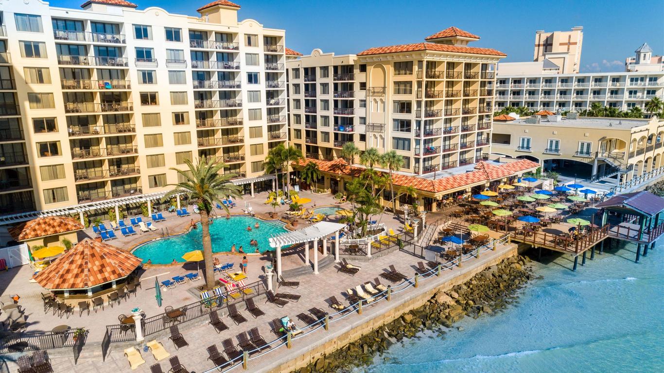 Holiday Inn & Suites Clearwater Beach