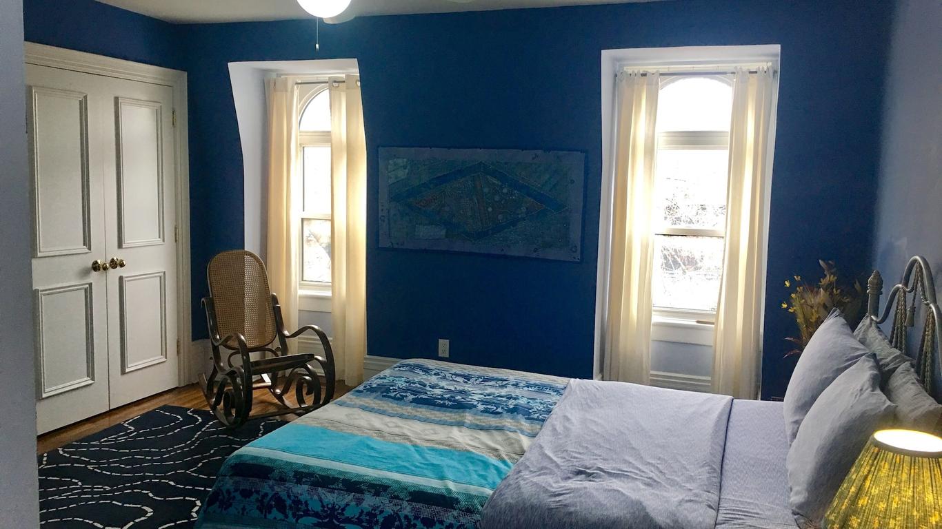 Comfy Guest House
