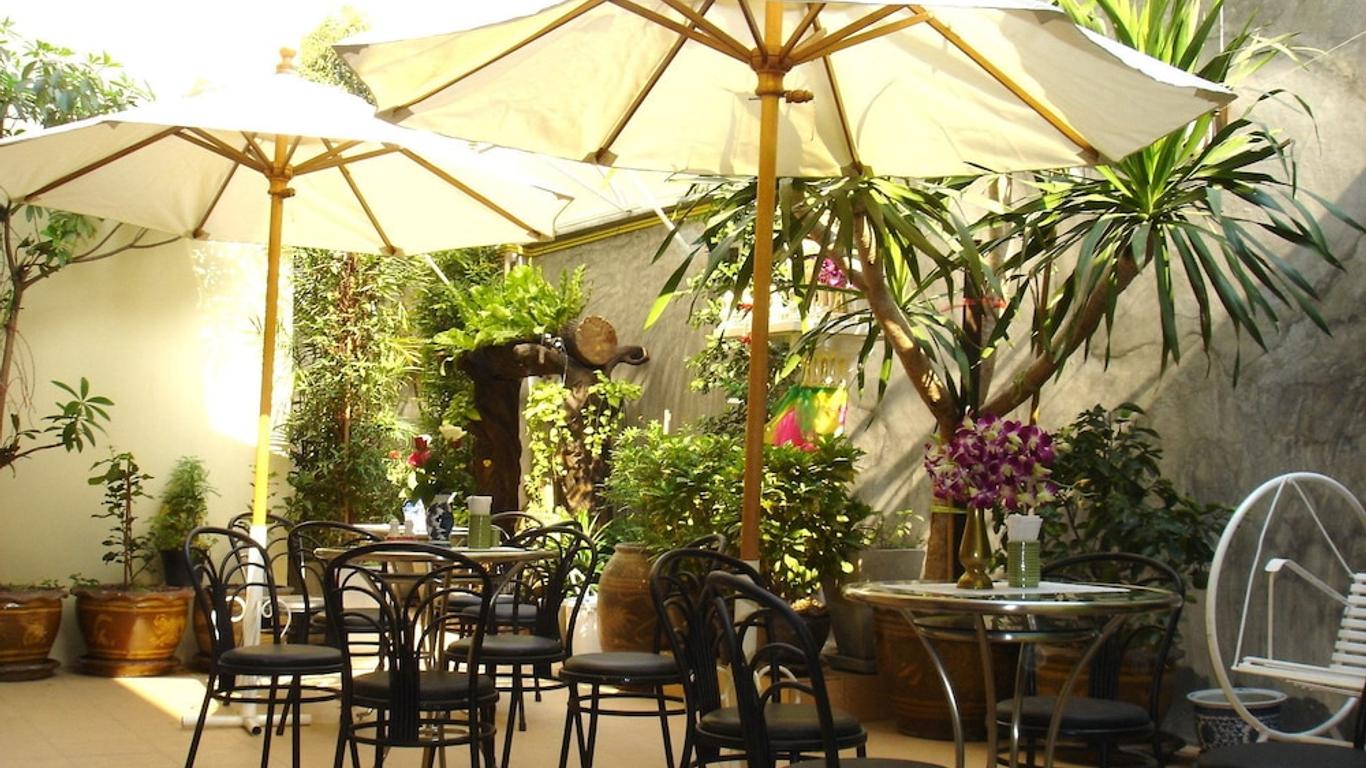 The Bang Khun Phrom Suites