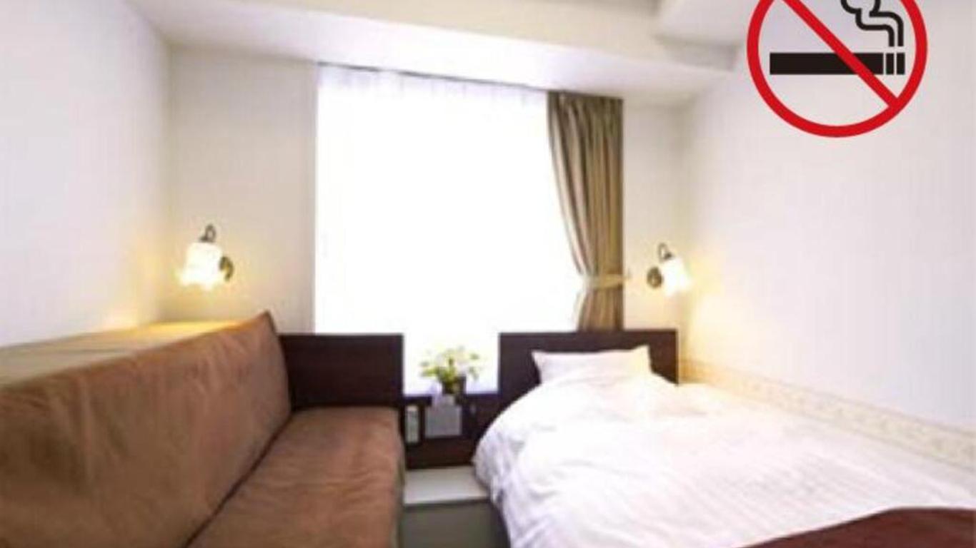 Hotel Shimbashi Sambankan