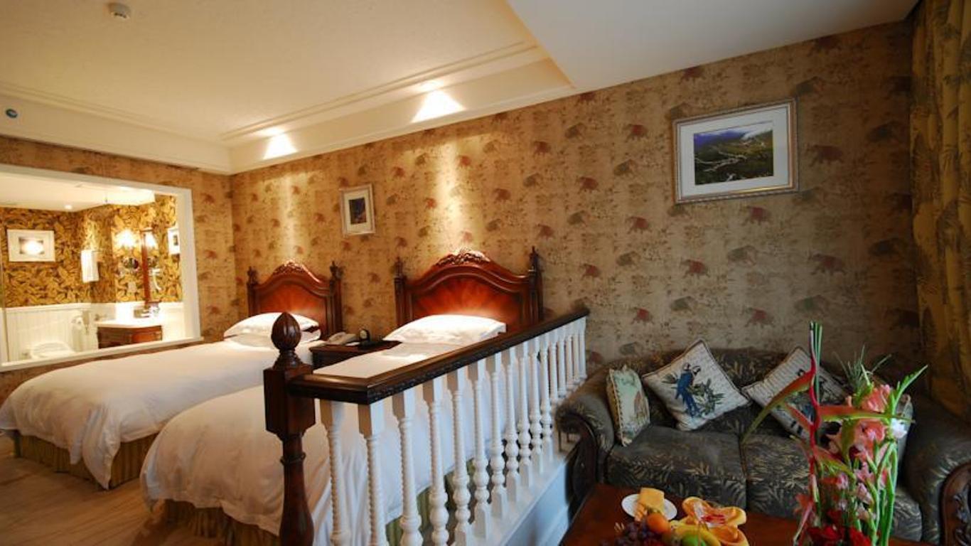 The First World International Hotel