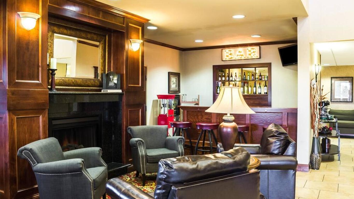 Quality Inn and Suites Airport North