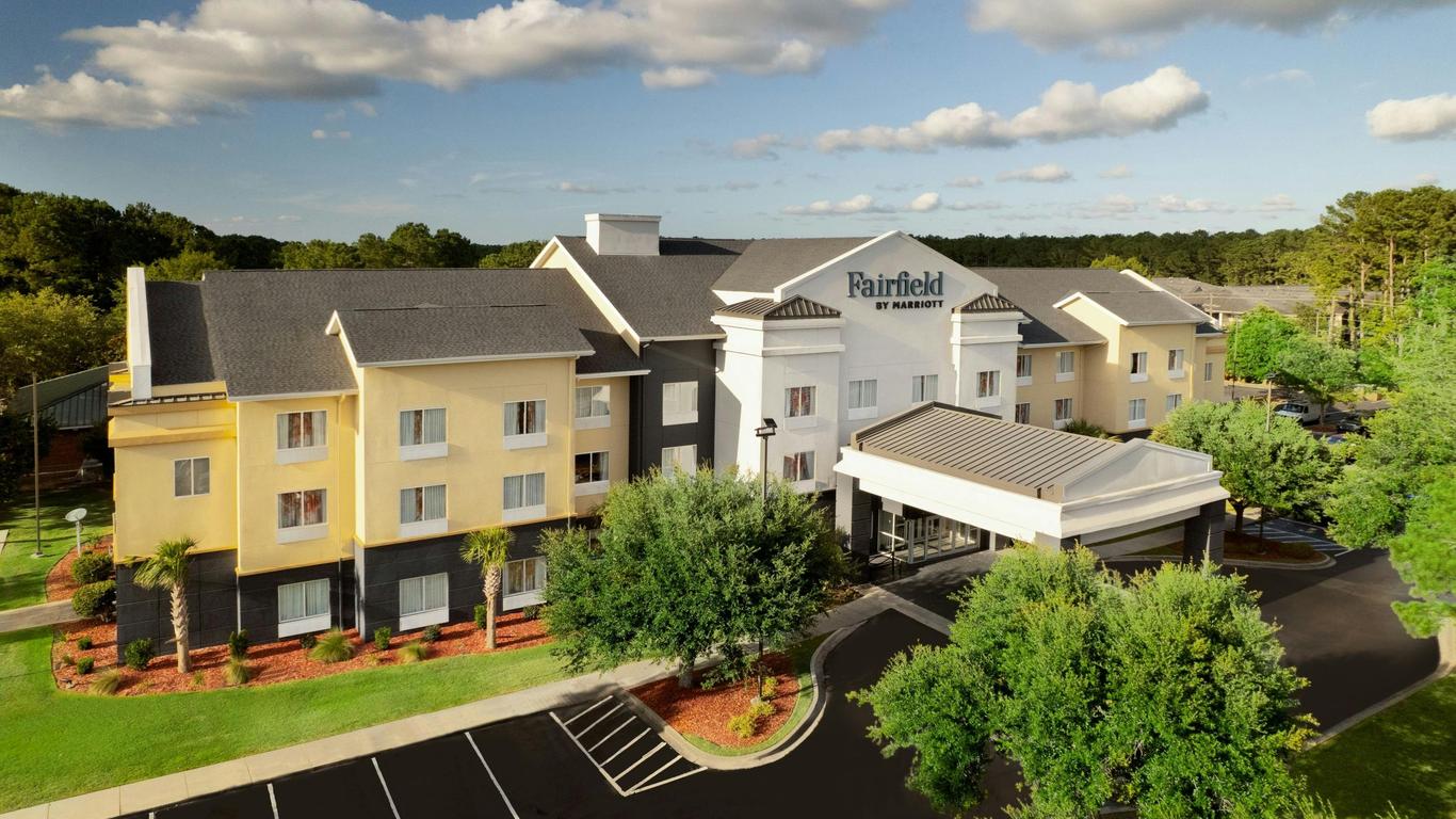 Fairfield Inn and Suites Charleston North/University Area