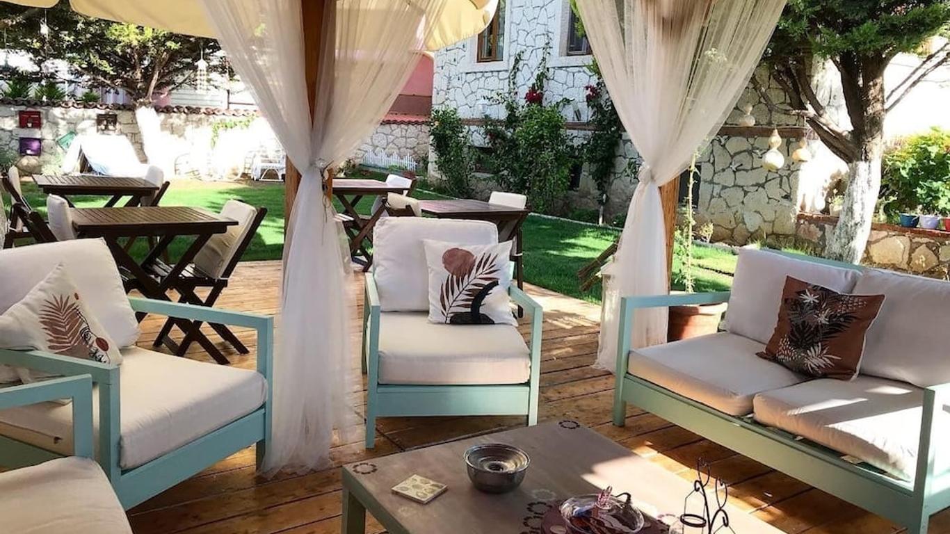 Bizim Ev Hotel