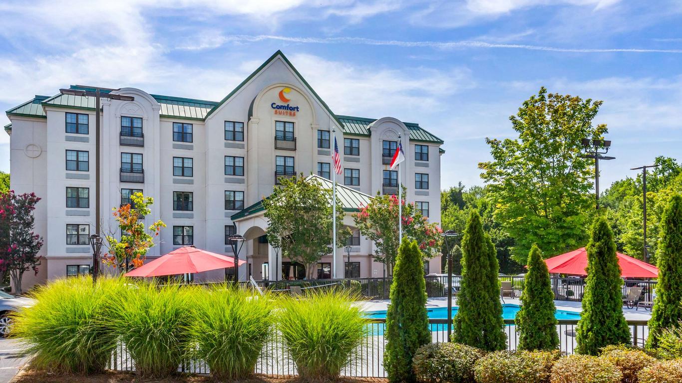 Comfort Suites Hanes Mall