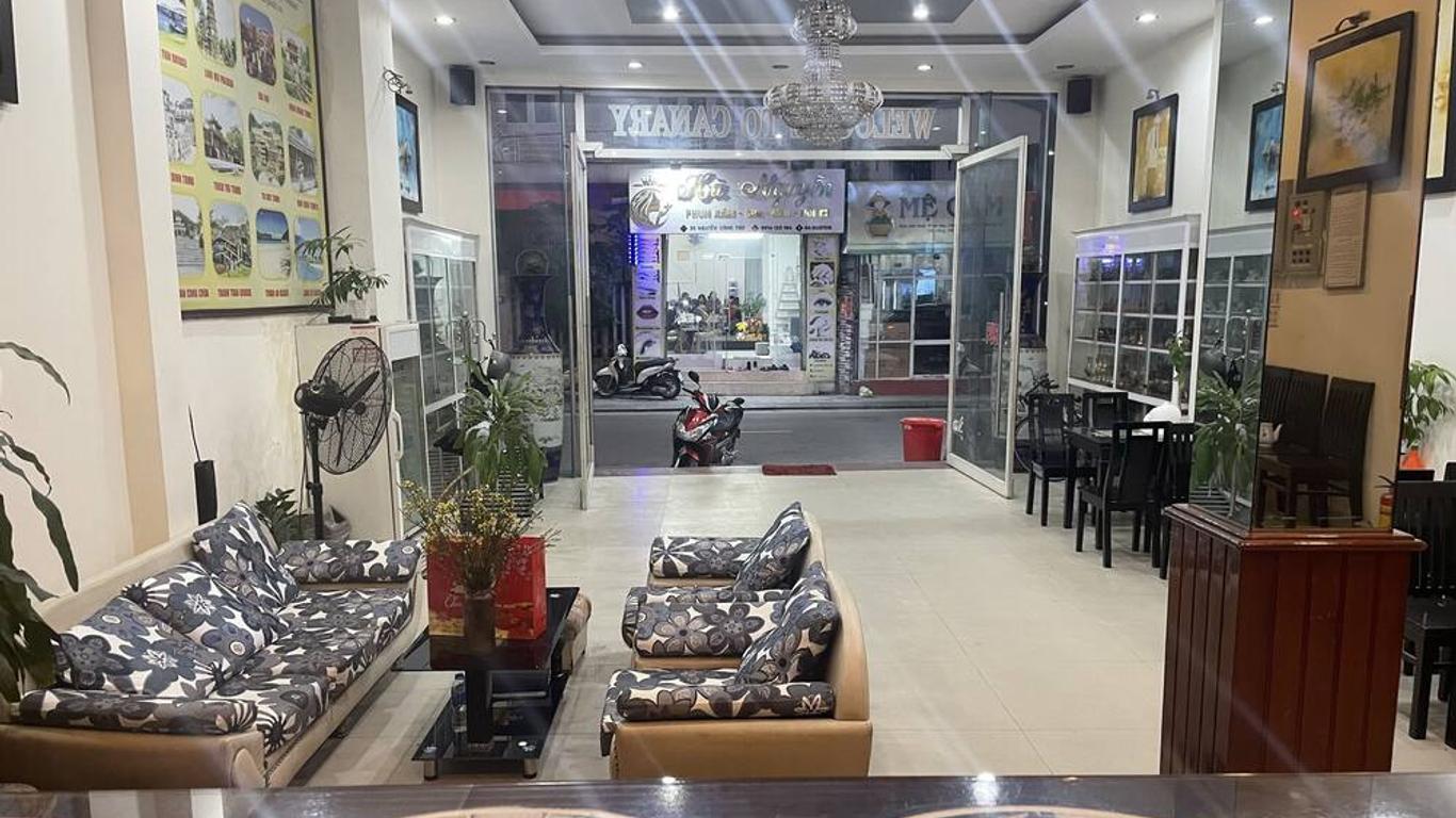 Canary Hotel Hue