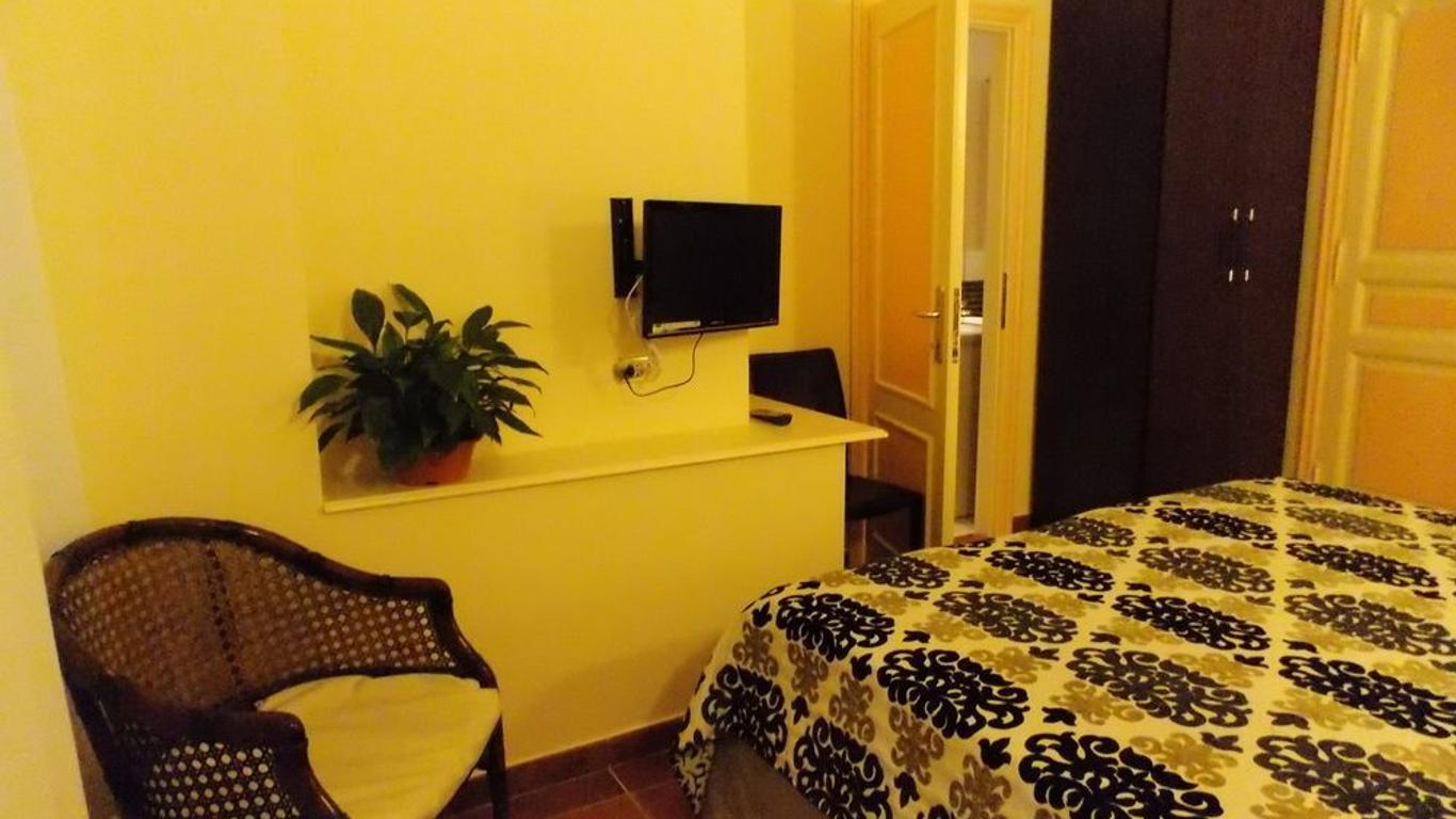 Glamour Center Of Rome B&B