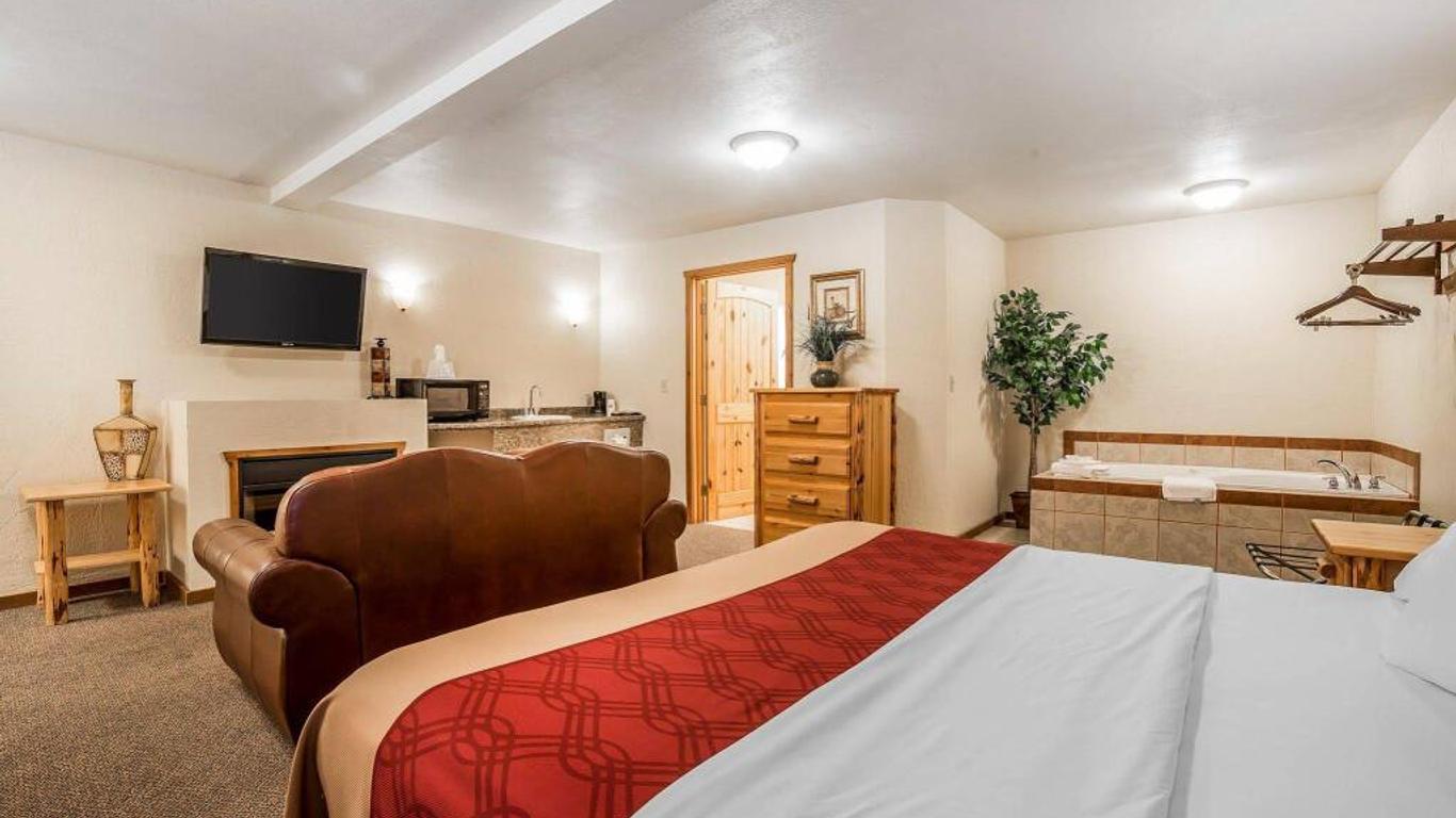 Econo Lodge Inn & Suites Kalispell - Glacier National Park Gateway