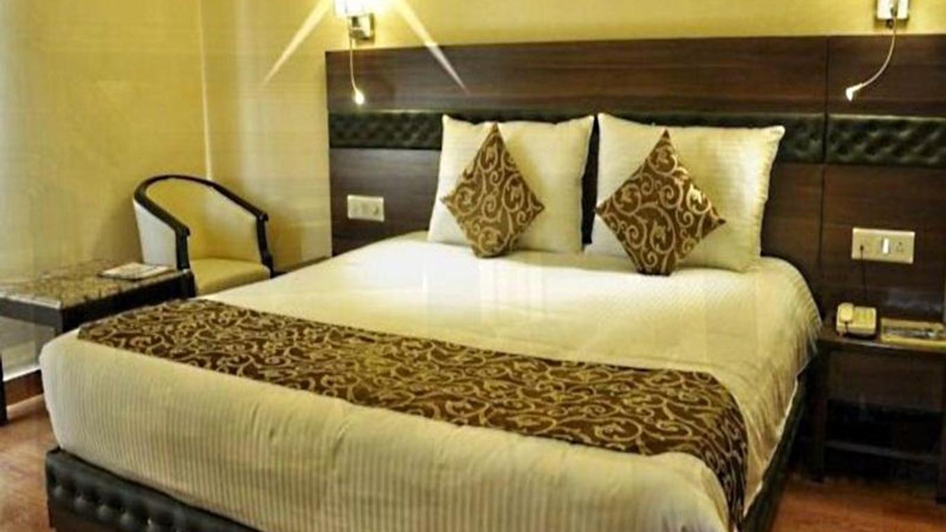 Hotel Empire Regency