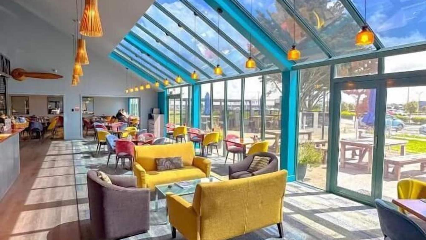 Jet Park Hotel Hamilton Airport