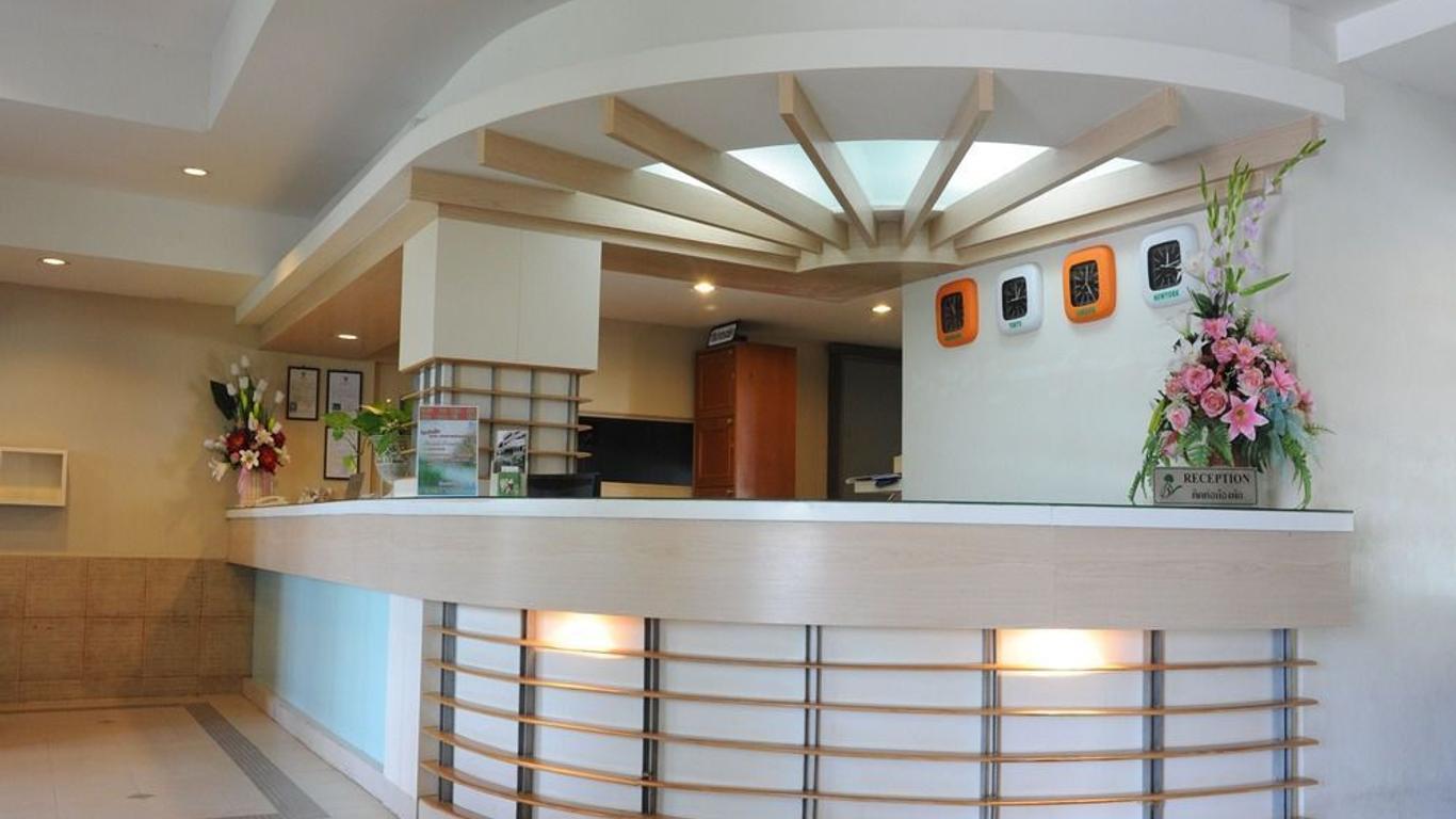 Bangsaen Villa Hotel