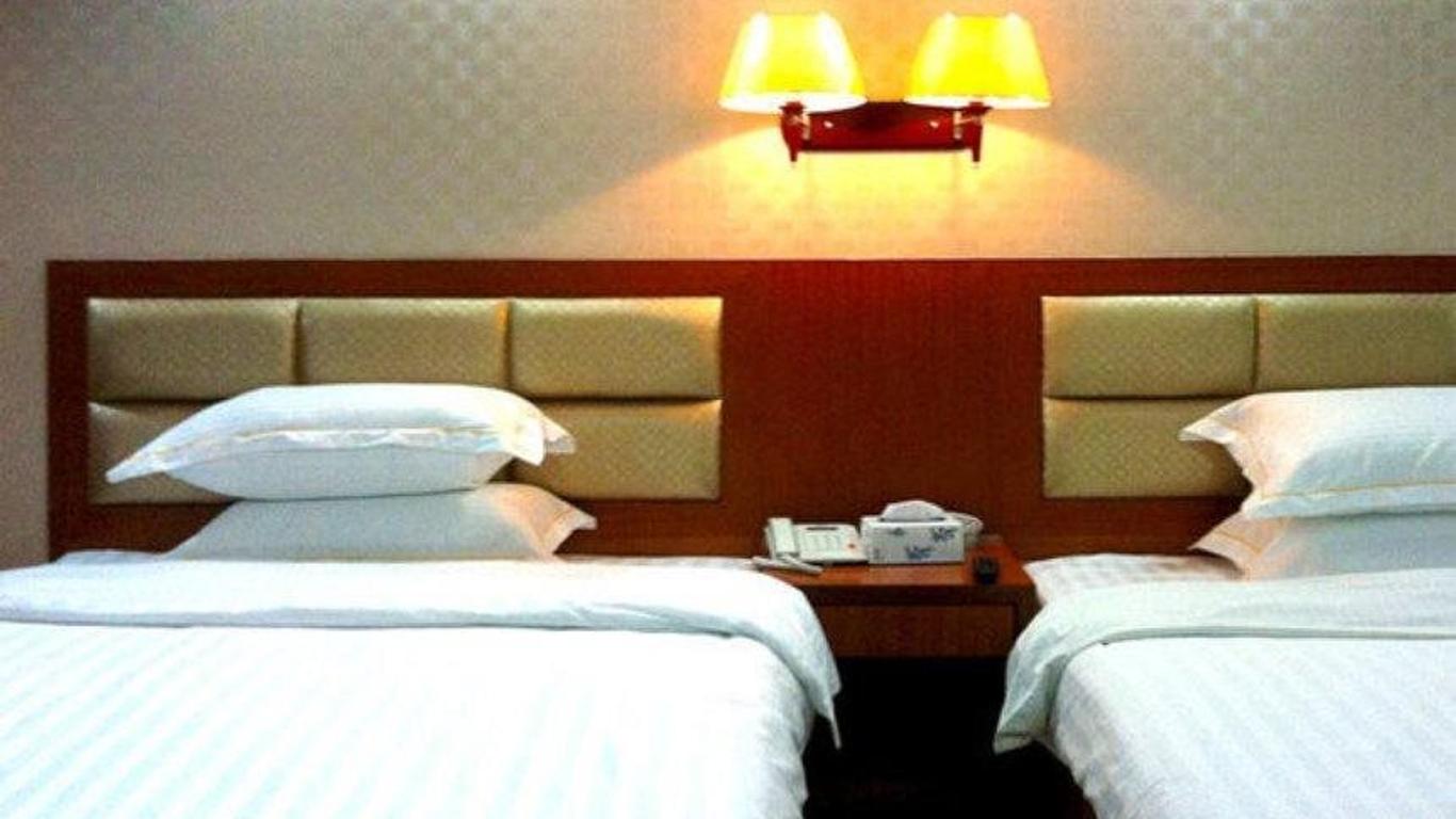 Golden Flower Hotel