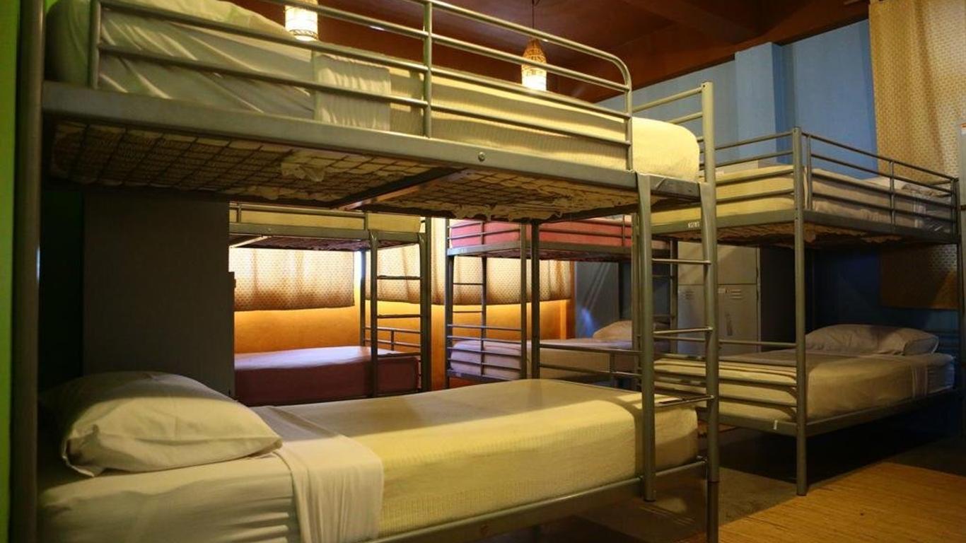Singgahsana Lodge